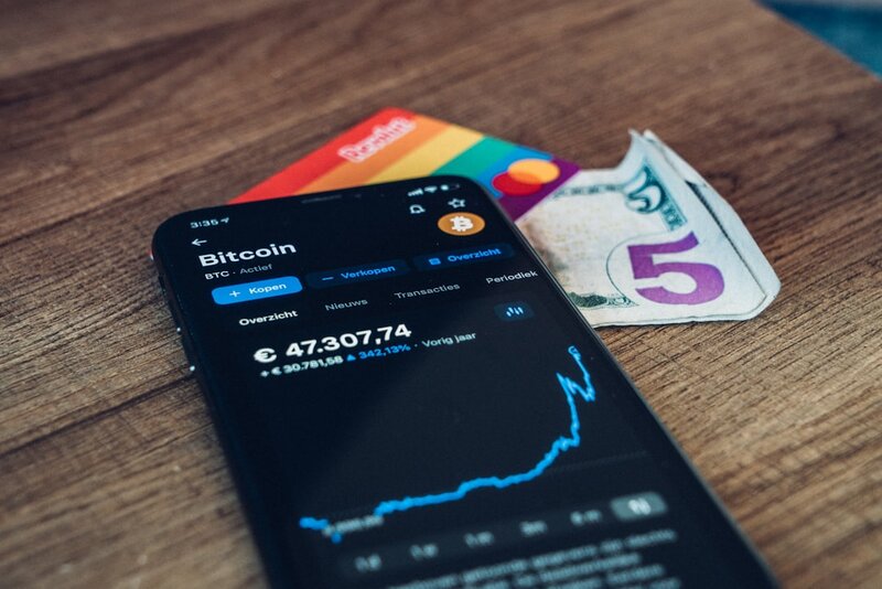 Europe Just Moved 70 Percent of Its Crypto to Self-Custody and On-Chain Gaming Was Built for Exactly This Moment