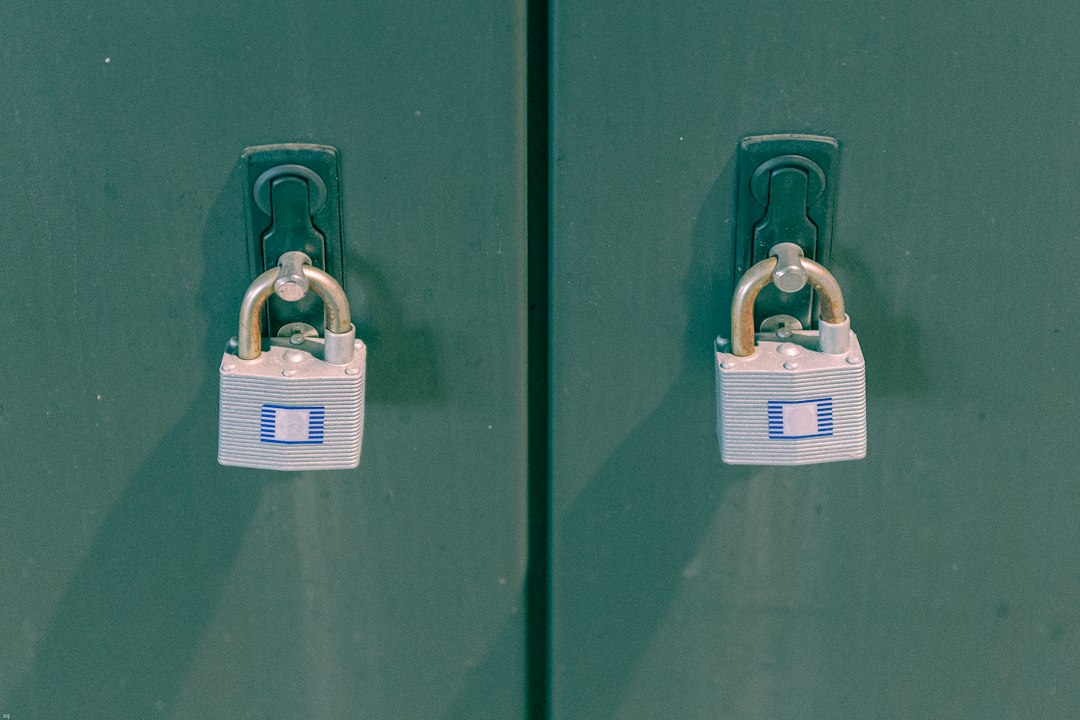 Bitcoin Never Leaves the Chain: The Signer Nobody Listed